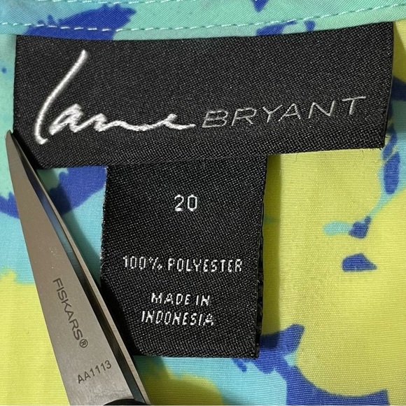 Lane Bryant Ruffled Green and Blue sleeveless Blouse with Peter Pan collar - Picture 5 of 8